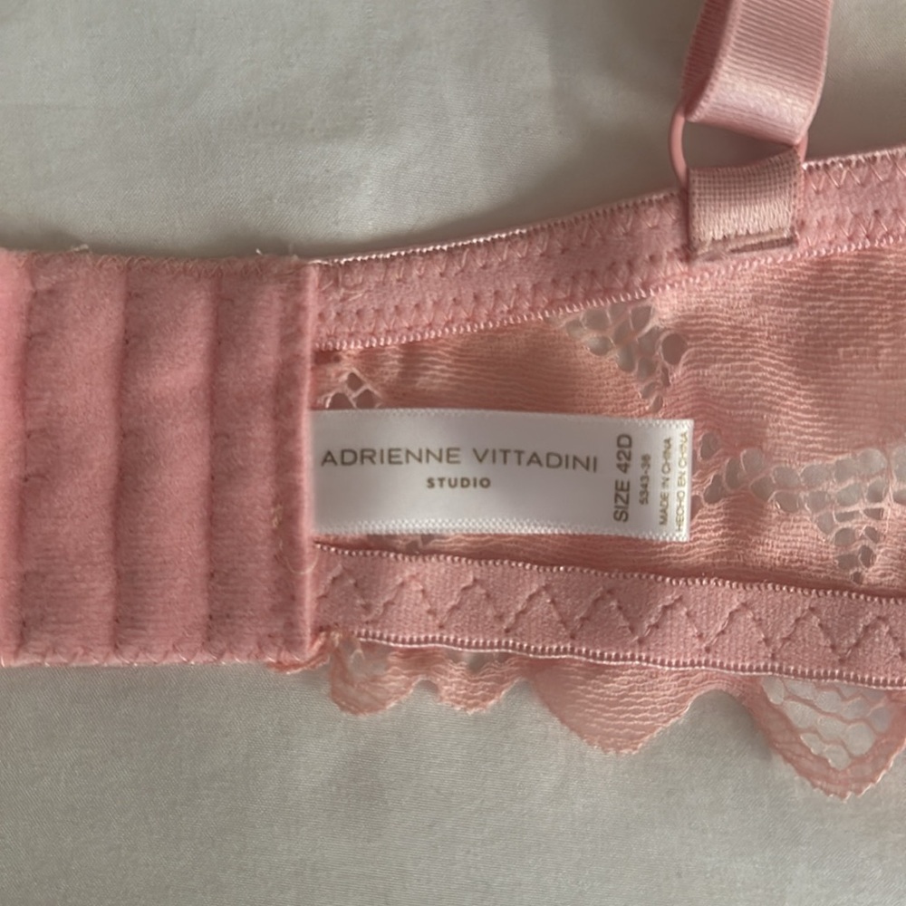 Bra - Picture 3 of 4